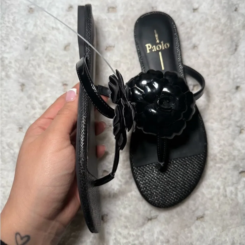 Línea Paolo | laurel flower sandal